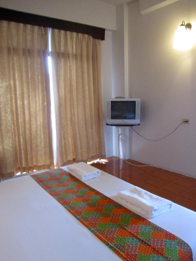 Rome Place Hotel Phuket Exteriér fotografie